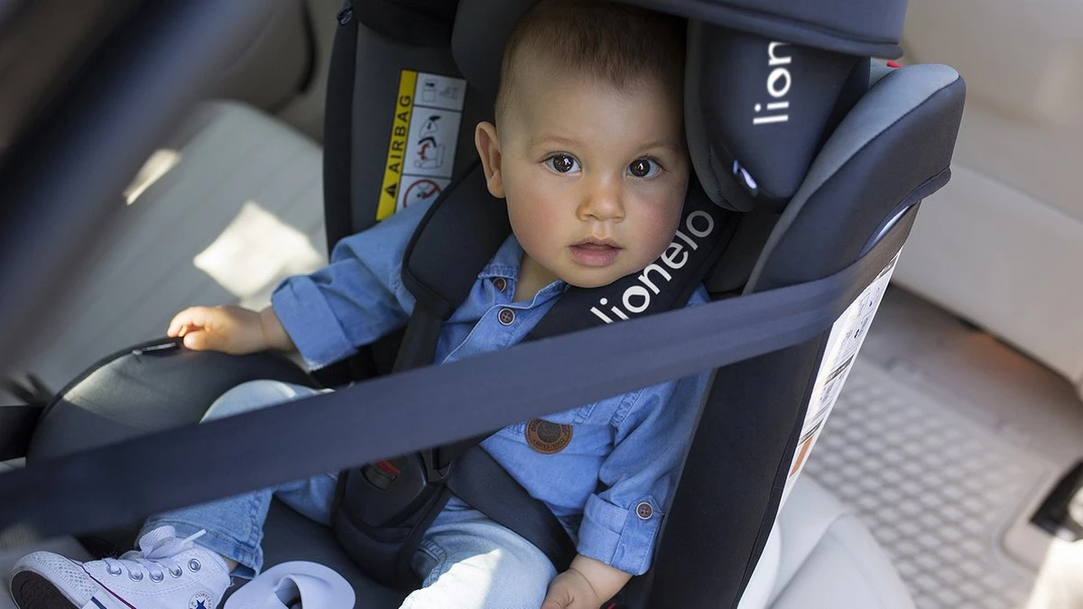 Lionelo Bastiaan - Autostoel - 360° Draaibaar - ISOFIX 8 Lionelo Bastiaan - Autostoel - 360° Draaibaar - ISOFIX - Afbeelding 8
