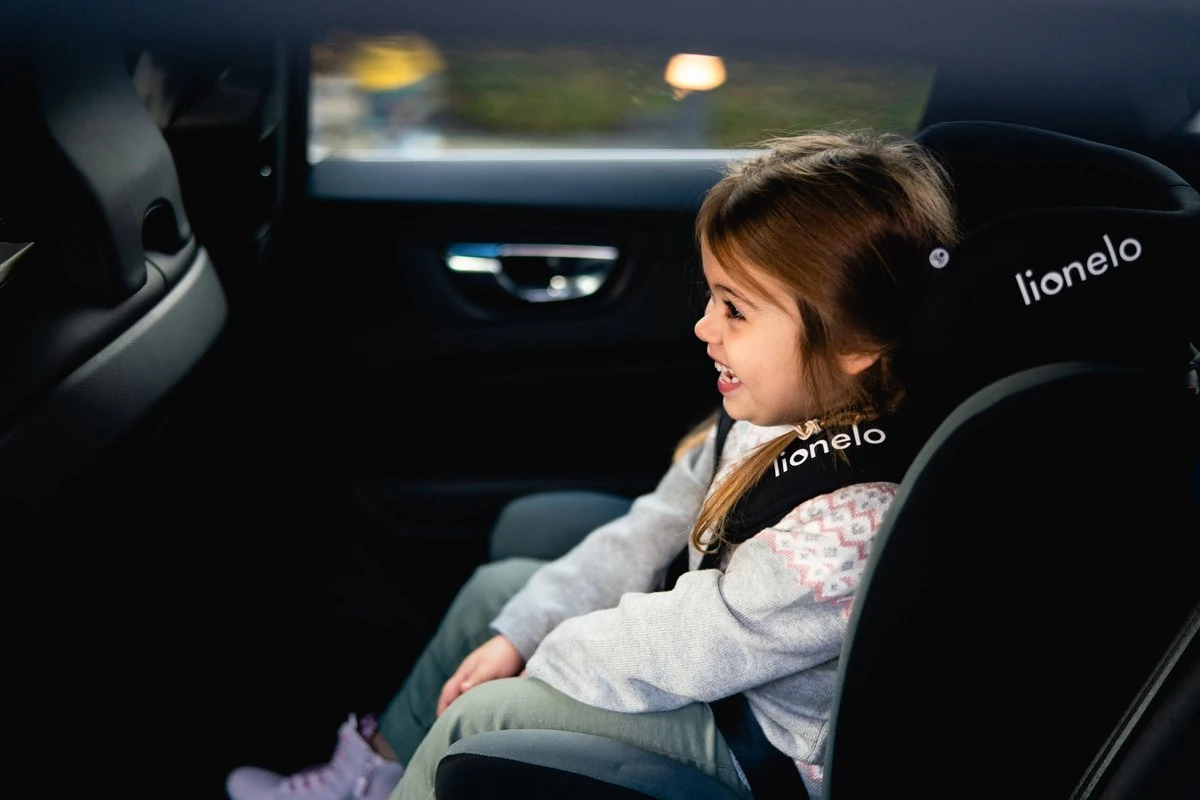 Lionelo Bastiaan - Autostoel - 360° Draaibaar - ISOFIX 7 Lionelo Bastiaan - Autostoel - 360° Draaibaar - ISOFIX - Afbeelding 7