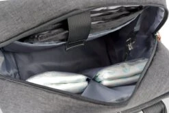 Brisby Slijtvaste Luiertas – Verzorgingstas – Met Buggymontage -Donkergrijs -Baby Kinderwagen Serie Winkel 1200x803 1