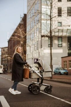 Snoozzz Luiertas Luxe Verzorgingstas – Inclusief Uitneembare Tas Organizer Met Thermovak, Stroller Hooks En Verschoningsmatje - Cognac -Baby Kinderwagen Serie Winkel 800x1200 55