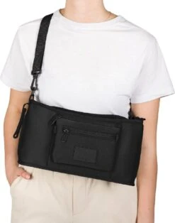 Lionelo Little Cube - Buggy Organizers - Twee Vakken Voor Flessen - Eenvoudig Te Reinigen - Universeel Design -Baby Kinderwagen Serie Winkel 943x1200 2